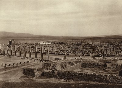 Timgad, generel udsigt (s/h-foto) af European Photographer