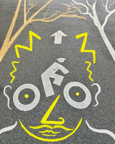 Cyklist og skiltning, ca. 2020-24 (digital kunst) af Evan Sklar
