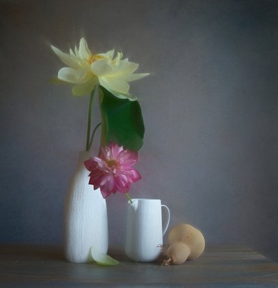 Blidt lotus-stilleben af Fangping Zhou