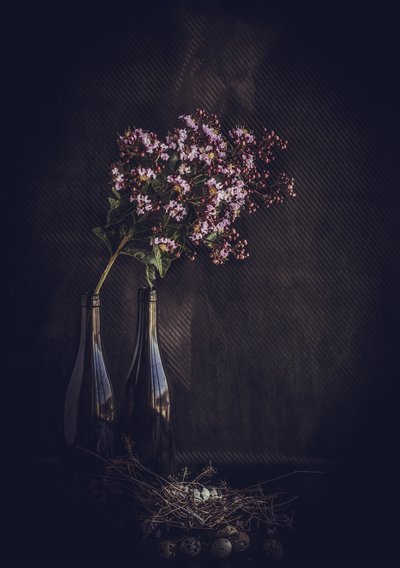 Rustikt blomsterstilleben af Farid Kazamil