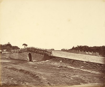 Broen ved Pa-lu-chian, skueplads for kampen med kejserlige kinesiske tropper nær Pekin, 21. september 1860 af Felice Beato