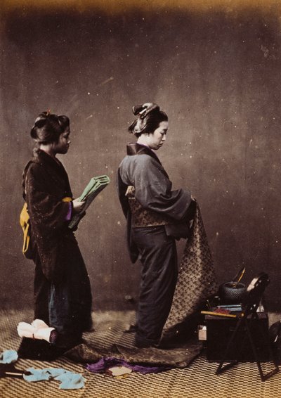 Japanske kvinder, der klæder sig, ca. 1870-1880 af Felice Beato