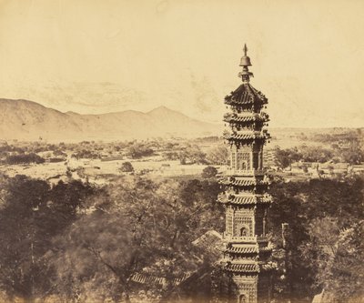 Udsigt over sommerpaladset. Yuan Ming Yuan Pagoda. Før brændingen, Pekin, 18. oktober 1860 af Felice Beato
