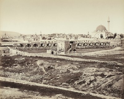 Panoramaudsigt over et befolket område med en moské i Israel af Félix Bonfils