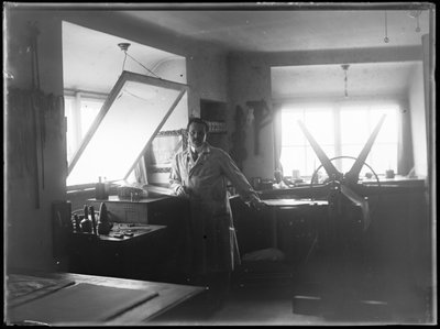 Ferdinand Ordure i sit trykkeri af Ferdinand Schmutzer