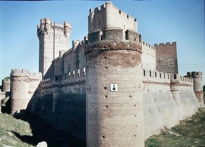 Udsigt over Castillo de la Mota, bygget til Juan II i 1440 af Fernando de Carreno