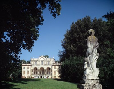 Udsigt over Villa Mansi af Filippo or Juvara Juvarra