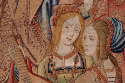 flamsk gobelin. Serien The History of David and Bathsheba.Profeten Nathan irettesætter kong David (El profeta Natán reprende a David). Tredje panel i serien. Anonym model. Fremstilling ukendt, Bruxelles. 1505. Stof Guld, silke og uld. af Flemish School