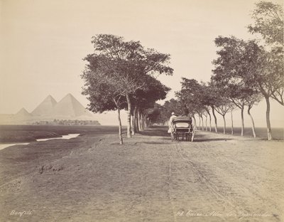 Cairo. Pyramidernes gyde, ca. 1870. af Félix Bonfils