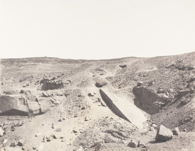 Aswan Syene, Granitbrud - Gammelt udvindingssystem, 1851-52, trykt 1853-54. af Félix Teynard