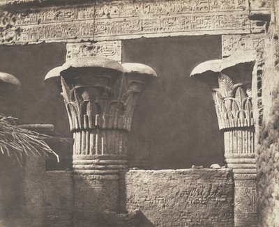 Esneh Latopolis, Sandy Construction - Architrave, Shafts and Capitals, 1851-52. af Félix Teynard
