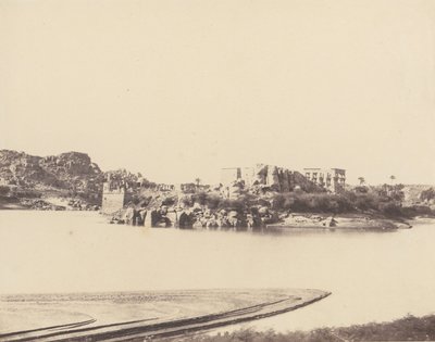 Øen Fileh Philæ, overblik taget fra sydøst ved punkt B, 1851-52, trykt 1853-54. af Félix Teynard
