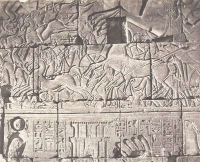 Karnak Theben, paladsindhegning - detaljer om skulpturer ved punkt O, 1851-52, trykt 1853-54. af Félix Teynard
