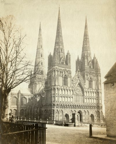 Lichfield Cathedral, Staffordshire, c1860 af Francis Bedford
