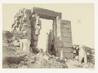 Granitpylon i Karnak-templet Granitpylonen. Karnac (titel på objekt) af Francis Frith