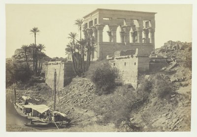 Pharoahs Bed, Island of Philæ, 1857. af Francis Frith