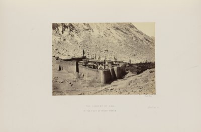 Klosteret på Sinai ved foden af Horeb-bjerget af Francis Frith