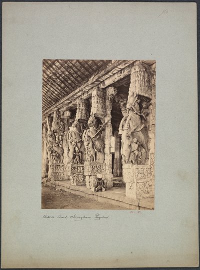Trichinopoly Horse Court af Francis Frith and Co.