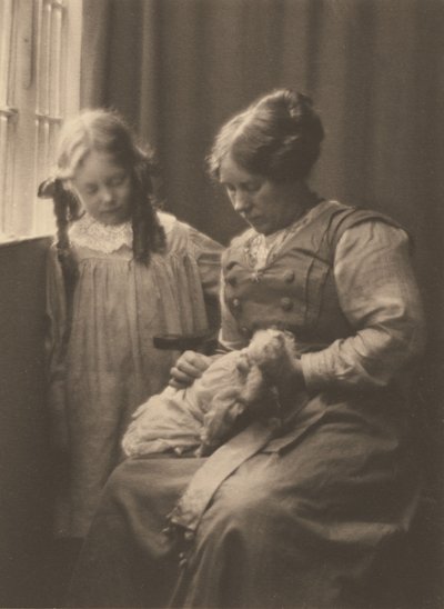(Fru Frederick H. Evans, Barbara Evans og dukken Phyllis) af Frederick H. Evans