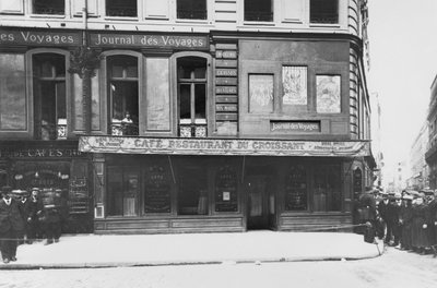 Cafe du Croissant efter mordet på Jean Jaures, hjørnet rue du Croissant rue Montmartre, Paris, 1914 af French Photographer