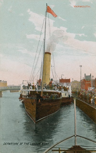 London-bådens afgang ved Yarmouth. Postkort sendt i 1913. af French Photographer