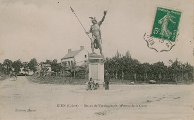 Gien (Loiret), Statue af Vercingetorix. Postkort sendt i 1913. af French Photographer