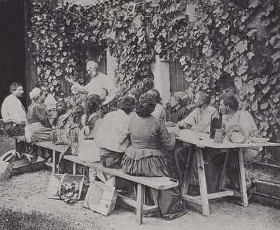 Drueplukkere spiser frokost (s/h-billede) af French Photographer