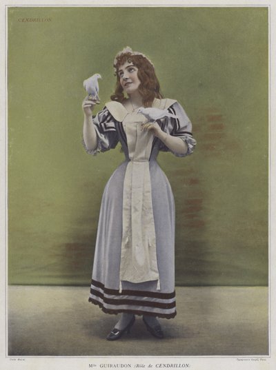 Julie Guiraudon i titelrollen i Cendrillon (Askepot) (farvet foto) af French Photographer