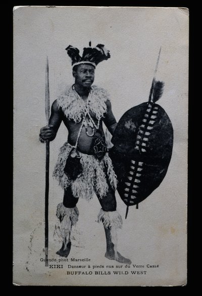 Kiki, danser, der optrådte barfodet på knust glas, Buffalo Bill (William Frederick Cody af French Photographer