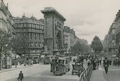 La Porte et le Boulevard Saint-Denis, Saint-Denis-porten og Boulevarden (fotogravering) af French Photographer
