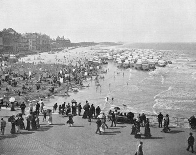 Oostende - The Kursaal and the Beach (s/h foto) af French Photographer