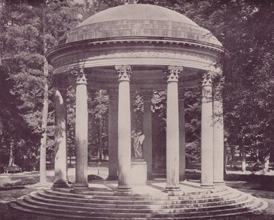 Paris: Kærlighedens tempel, Versailles (s/h-billede) af French Photographer