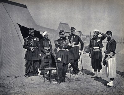 Straf, soldater fra den franske hær under Krim-kampagnen i 1854. Fotografi, slutningen af det 19. århundrede. af French Photographer