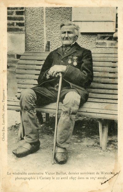 Victor Baillot, den sidste overlevende fra slaget ved Waterloo, fotograferet ved Carisey den 22. april? af French Photographer