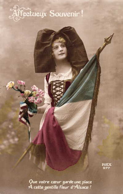 Kærlig hukommelse! Lad dit hjerte beholde et sted for denne søde Alsace-blomst!, postkort, 1914-18 af French School