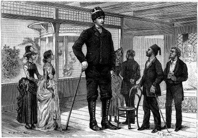 Amanab (eller Auvassab, ved hans rigtige navn Amenates Tingitsoglu 1868-1887), en græsk kæmpe, der måler 2,36 meter, vendte rundt om de europæiske hovedstæder, som inspirerede en kæmpe i historien "En excentrikers vilje" af Jules Verne (1828-1905) ). Indgr af French School
