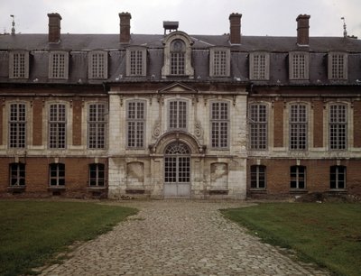 Barokarkitektur: facaden på Hotel des Rams (1600-tallet), Abbeville, Somme (80). af French School