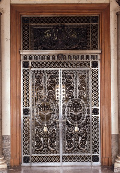 Dekorative porte til Galerie dApollon i museet, ca. 1650 (jern) af French School
