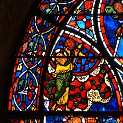 Detalje fra et vindue, der forestiller lignelsen om den barmhjertige samaritaner: Gud skaber solen, månen og stjernerne af French School