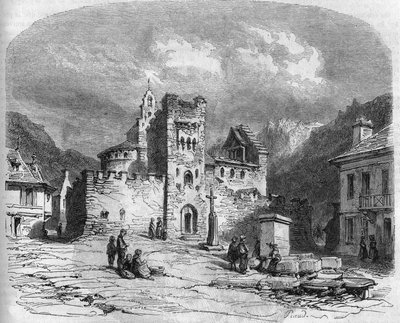 Udvendig udsigt over kirken Saint Andre (templerkirken), befæstet i det 14. århundrede. Luz saint savior (Luz-Saint-Sauveur), Hautes Pyrenees (65) af French School