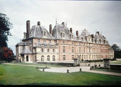 Facaden på Chateau dEu, oprindeligt bygget i 1578 af Henri de Lorraine (1549-88), hertug af Guise af French School