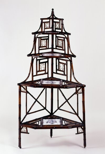 Fjernøsten stil Second Empire (Napoleon III) bambus hjørne etagere plantestand med franske majolika fliser og fire etager, 2. halvdel af 1800-tallet, Frankrig af French School