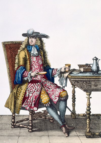 Gentlemans udførlige outfit, 1760 88:A gentlemans kunstfærdige broderet vest, frakke og hat; 99:mand; traditionelle kostume; traditionel kjole; mode; c18th; siddende; skrivebord; fanen af French School
