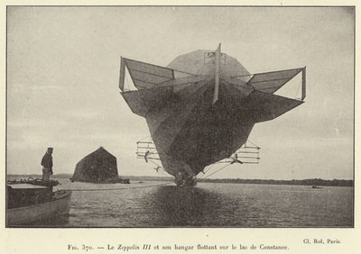 Zeppelin III og dens flydende hangar ved Bodensøen (gravering) af French School