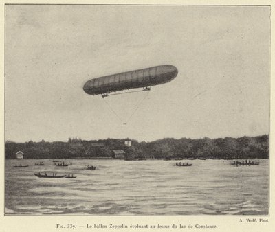 Zeppelinballonen, der flyver over Bodensøen (gravering) af French School