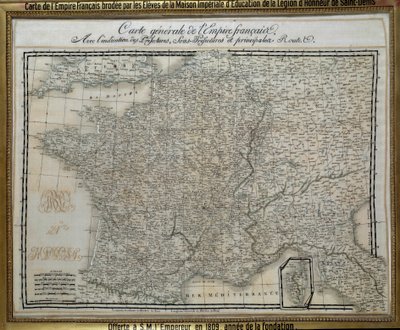 Kort over det franske imperium (det første kejserrige) broderet af eleverne fra det imperiale hus i Æreslegionen i Saint Denis. Broderibillede fra 1809. Ile d