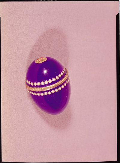 Necessaire i form af et æg, Sevres, 1775 (keramik) af French School