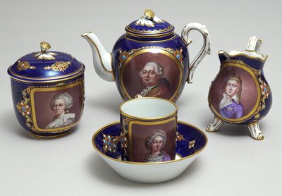 Del af en teservice med portrætter af Louis XVI (1754-93) og Marie Antoinette (1755-93), Sevres, Frankrig, ca. 1789 (porcelæn) af French School