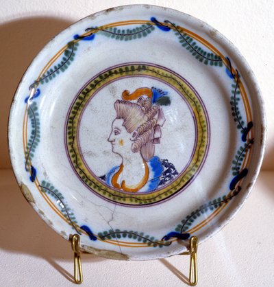 Portræt af Marie Antoinette - fajanceplade af French School