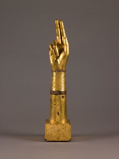 Relikviearm, ca. 1050-1100 (træ og guldplade) af French School